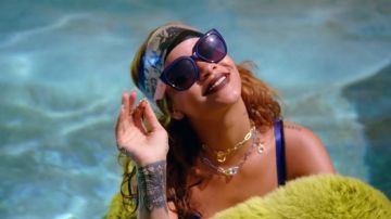 Les lunettes Dior de Rihanna dans Bitch Better Have My Money