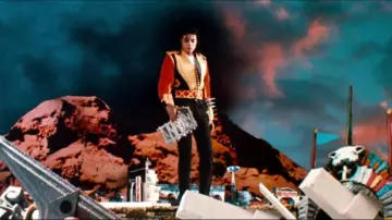 Chaqueta militar roja y negra de Michael Jackson para la canción Leave Me Alone in Moonwalker