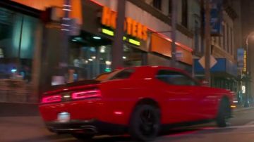 La Dodge Challenger SRT HELLCAT rouge dans Baby Driver
