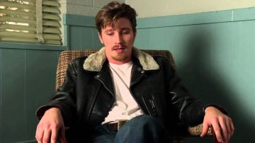 The leather jacket of Johnny Five (Garrett Hedlund) in Inside Llewyn Davis