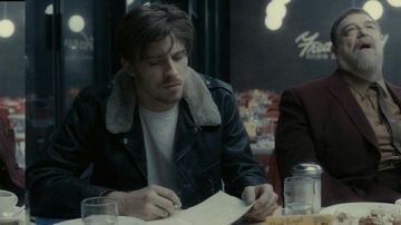 The leather jacket of Johnny Five (Garrett Hedlund) in Inside Llewyn Davis