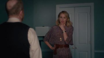 El reloj Cartier "Tank Louis" de Jean Holloway (Naomi Watts) en Gypsy S01E10