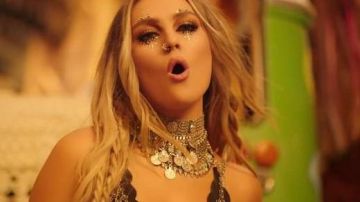 The collar of Perrie Edwards in the clip Power of Little mix