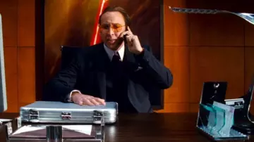 Le range-lettres Rogov de Kyle Miller (Nicolas Cage) dans Effraction