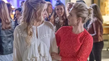 The top Alice + Olivia Juliette Barne in Nashville S05E19