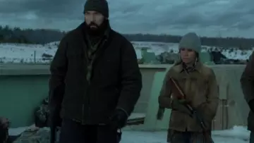 The jacket fringed Charly / Charlotte (Rhona Mitra) in The Strain S04E03