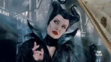 Le costume de Maléfique (Angelina Jolie) dans le film Maléfique