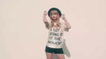 Camiseta Not a Lot Going on at the Moment, camiseta Taylor Comfort Colors,  camiseta Not a Lot, camiseta de vídeo musical taylor swift 22, camiseta fan
