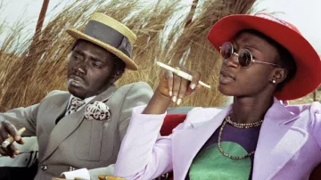 The round sunglasses from Anta (Mareme Niang) in Touki-Buki