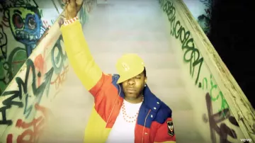 Cap yellow, New Era Los Angeles Dodgers Busta Rhymes in the clip Look at me Now Chris Brown