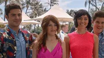 The blazer flowers of Dave Stangle (Zac Efron) in Out-of-Control