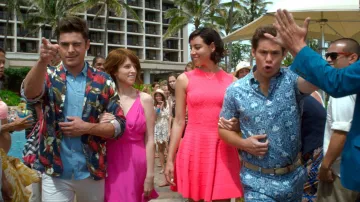 La veste à fleurs de Dave Stangle (Zac Efron) dans Hors Contrôle