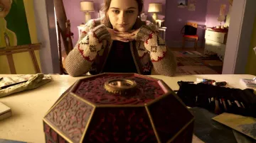 La boîte de Claire Shannon (Joey King) dans le film I Wish - Faites un voeu