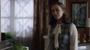 La robe de Lorraine Warren (Vera Farmiga) à la fin de Conjuring 2
