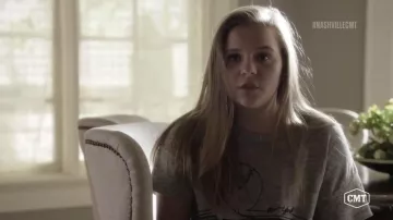 The gray t-shirt printed palm tree by Rag & Bone/JEAN Daphne Conrad (Maisy Stella) Nashville S05E20
