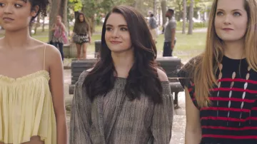 Top de hombros desnudos de Jane Sloan (Katie Steven) en The bold type S01E06