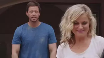 Le collier porte bonheur de Maura Ellis (Amy Poehler) dans Sisters