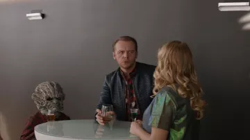 Camisa estampada de Montgomery Scott (Simon Pegg) en Star Trek Sin Límite