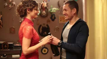 The red dress by Johanna Pasquali (Alice Pol) in Raid Crazy