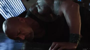 The wrist strength Luke Hobbs (Dwayne Johnson) in Fast and Furious 8