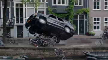 The Cadillac Escalade in Hitman & Bodyguard