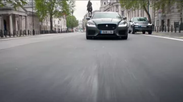 The Jaguar XF V6 DS in Hitman & Bodyguard