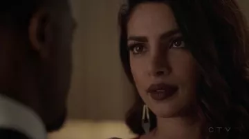 The red lips of Alex Parrish (Priyanka Chopra) in Quantico S02E19
