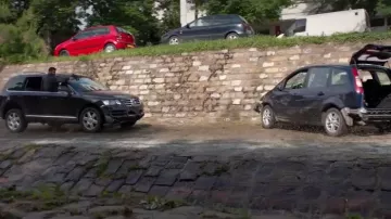 The Volkswagen Touareg I in Hitman & Bodyguard