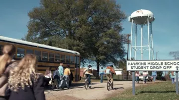 Patrick Henry High School en Stockbridge sirve como escenario para Hawkins High School en Stranger Things