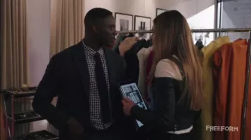 The black leather jacket DIESEL BLACK GOLD Sutton (Meghann Fahy) in The Bold Type S01E08