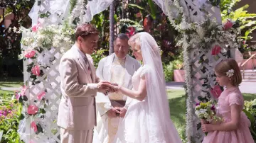 L'hôtel The Royal Hawaiian du mariage de Margaret Keane (Amy Adams) et Walter Keane (Christoph Waltz) dans Big Eyes