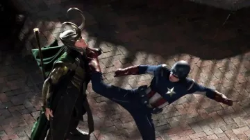 Le casque de Loki (Tom Hidd­les­ton) dans Avengers
