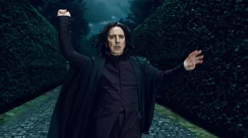 La capa de Severus Snape (Alan Rickman) en Harry Potter y las Reliquias de la Muerte