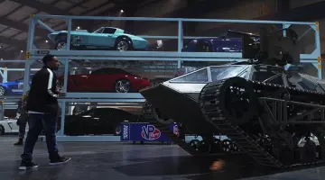 Les sneakers marrons de Tej Parker (Ludacris) dans Fast and Furious 8