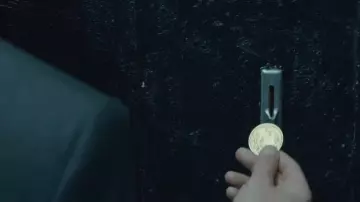 La pièce de monnaie en or utilisée par John Wick (Keanu Reeves) dans John Wick