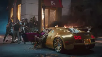 The Bugatti Veyron in gold, Taylor Swift in her music video Look What You Made Me Do