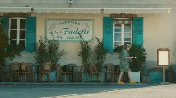 The village of Flagy, Seine-Et-Marne serves as the setting for the film Good Apple
