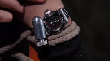 An authentic ball air gun in Live and let die