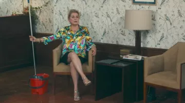 The blouse with flowers of Barbara (Catherine Deneuve) in Good Apple