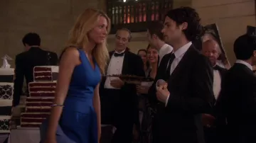 La robe bleue de  Serena van der Woodsen (Blake Lively) dans Gossip girl S05E24