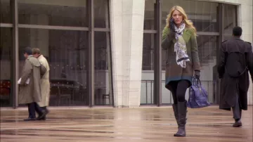 Les bottes noires de Serena van der Woodsen (Blake Lively) dans Gossip girl S05E21