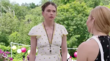 La robe Marc Jacobs de Liza Miller (Sutton Foster) dans Younger S04E09