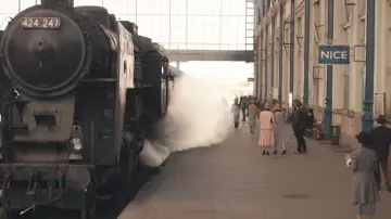 Bonita estación de tren en La Promesa del Amanecer