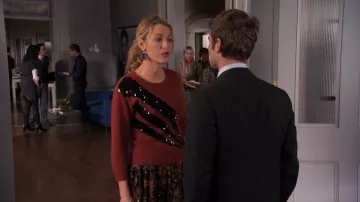 Le pull orange à sequins de Serena Van der Woodsen (Blake Lively) dans Gossip girl S05E12
