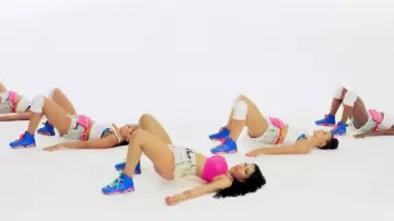Sneakers Nike Air Jordan 6 Nicki Minaj in her music video Anaconda
