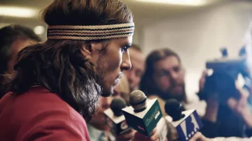 Le bandeau de tête Fila de Björn Borg (Sverrir Gudnason) dans Borg vs. McEnroe