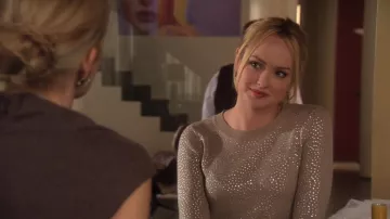 Suéter brillante de Ivy Dickens (Kaylee Defer) en Gossip girl S05E08