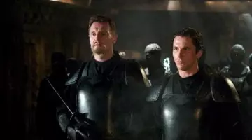 Une authentique épée utilisée sur le tournage de Batman Begins