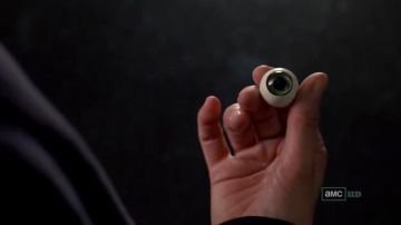 The replica of the eye of the pink teddy bear in the series Breaking Bad (Season 3)
