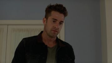 The jacket AllSaints Barry 'Baz' Brown (Scott Speedman) in the Animal Kingdom